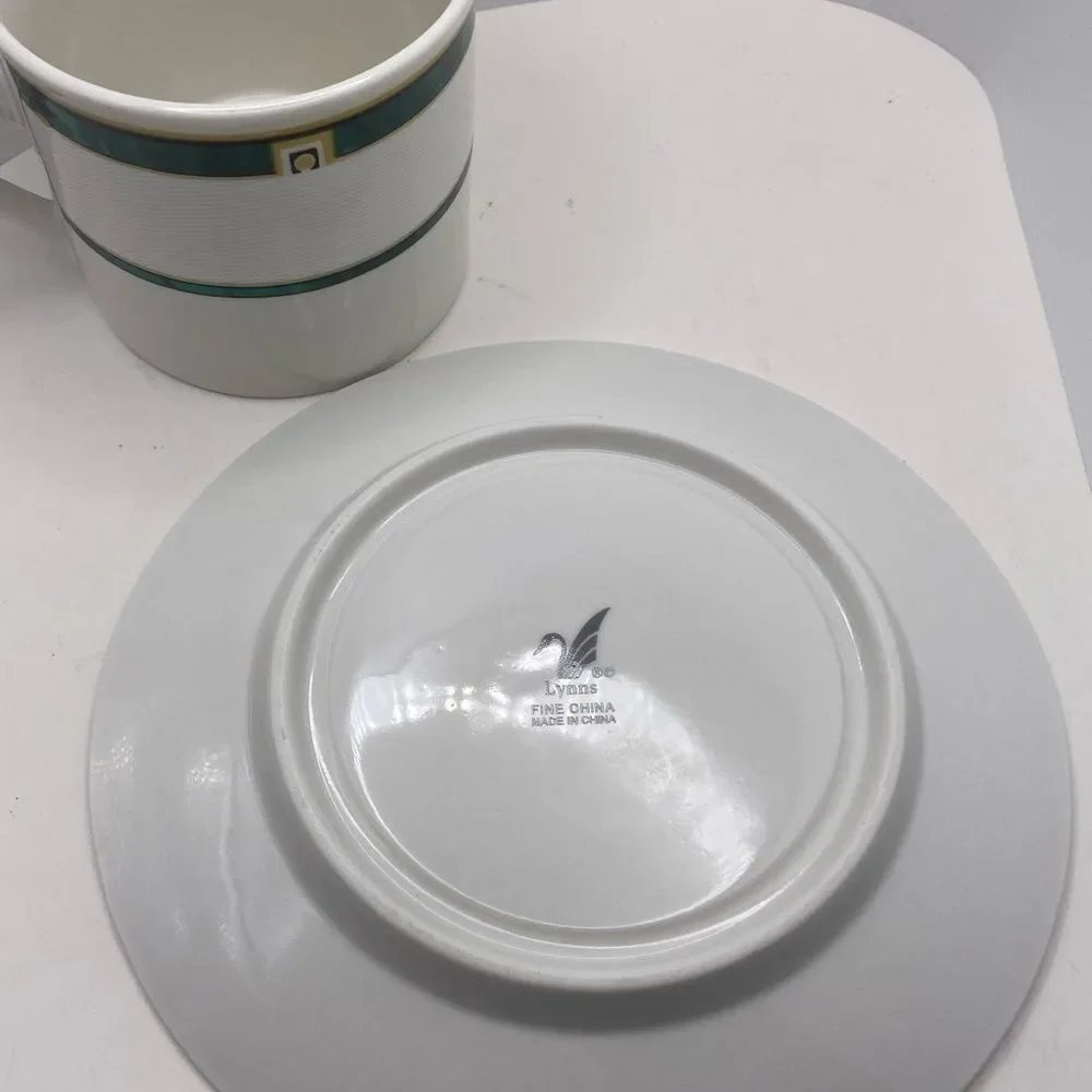 Vintage Lynns Fine China Cup & Flat-Bottom Saucer Sets (2)